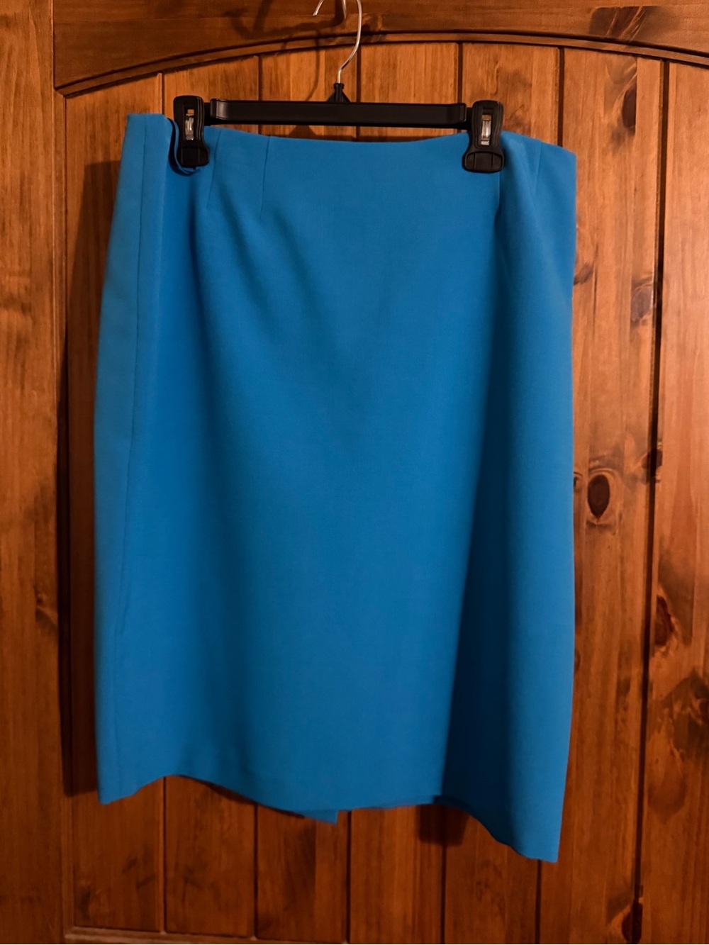 Tailored Teal Pencil Skirt - Women's Professional Fit